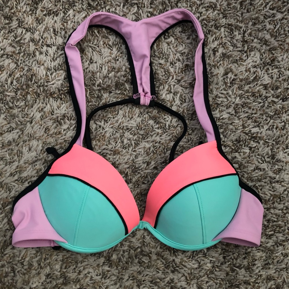 Xhilaration Tri-Color bikini top